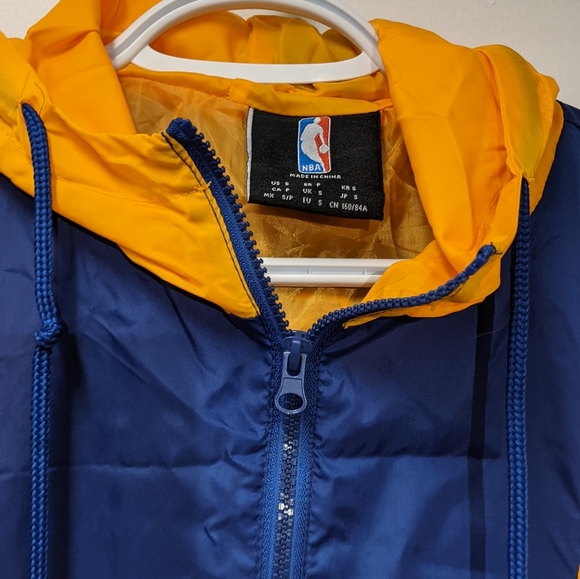 Warriors 1/2 zip hooded pullover windbreaker, small - Picture 3 of 3